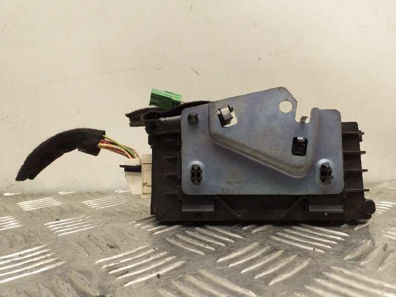 Recambio de modulo electronico para peugeot 207 confort referencia OEM IAM S122288001E 9662258380 