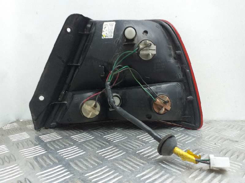 Recambio de piloto trasero izquierdo para hyundai accent (lc) crdi gl referencia OEM IAM 9241125700  