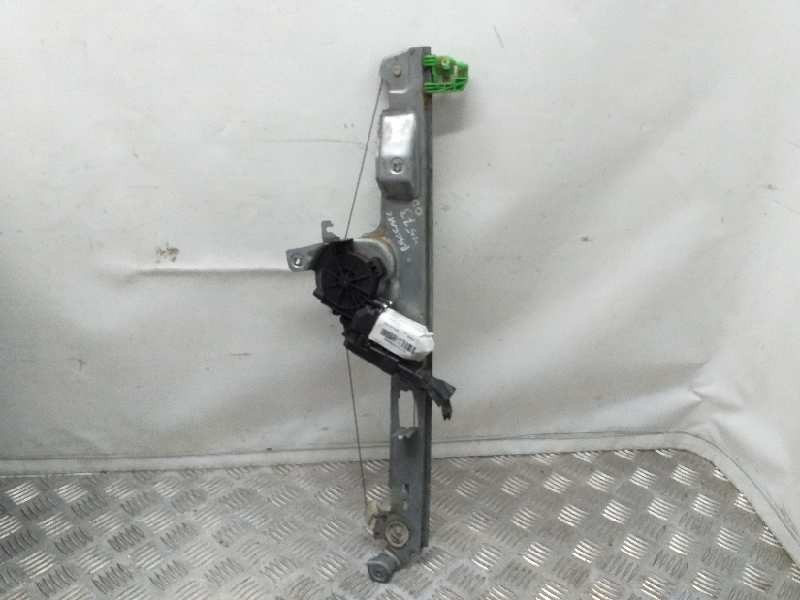 Recambio de elevalunas delantero derecho para renault scenic ii 1.5 dci diesel referencia OEM IAM 400749K  