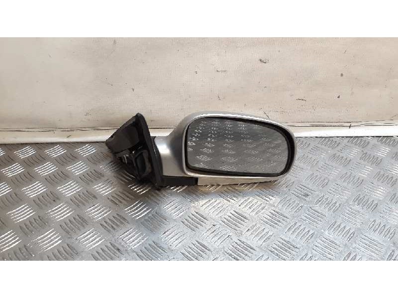 Recambio de retrovisor derecho para daewoo leganza 2.0 cdx referencia OEM IAM 96378957  