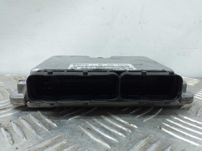 Recambio de centralita motor uce para opel vectra b berlina comfort referencia OEM IAM 0281001873  