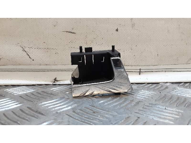 Recambio de maneta interior delantera derecha para volkswagen polo berlina (6n2) conceptline referencia OEM IAM 6N0837114  