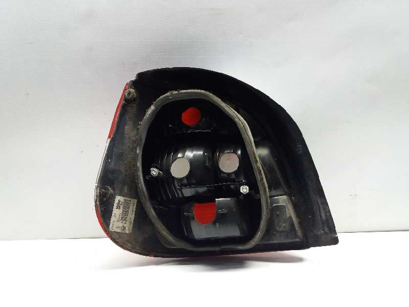 Recambio de piloto trasero derecho para renault scenic (ja..) 1.9 dci authentique referencia OEM IAM 7700428055  