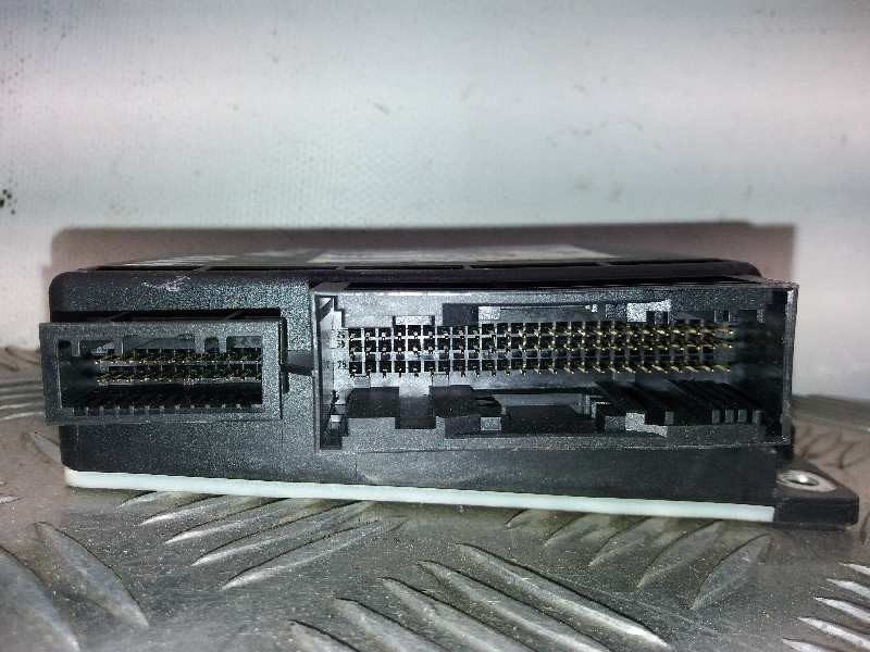 Recambio de centralita airbag para renault megane iii berlina 5 p dynamique referencia OEM IAM 285587590R  