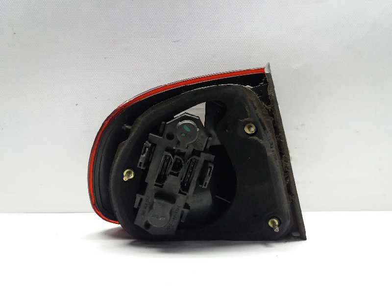 Recambio de piloto trasero derecho para seat toledo (1l) base referencia OEM IAM 1L0945112F  