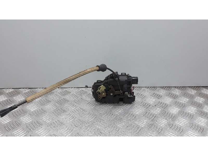 Recambio de cerradura puerta delantera izquierda para seat toledo (1m2) signo referencia OEM IAM 3B1837015A  