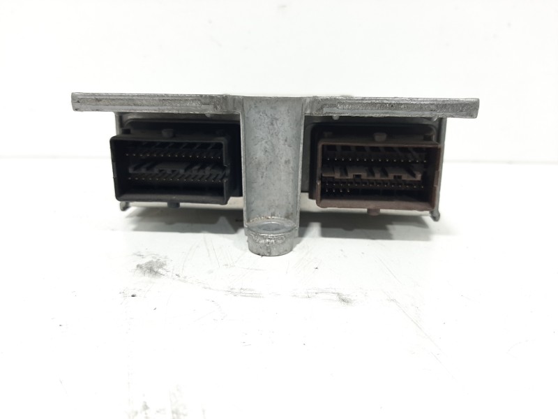 Recambio de centralita airbag para opel astra gtc cosmo referencia OEM IAM 13188854  