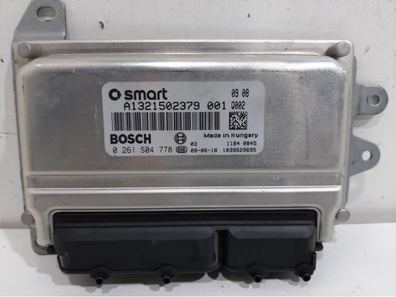 Recambio de centralita motor uce para smart forfour básico (70kw) referencia OEM IAM 1321502379 0261S04778 BOSCH