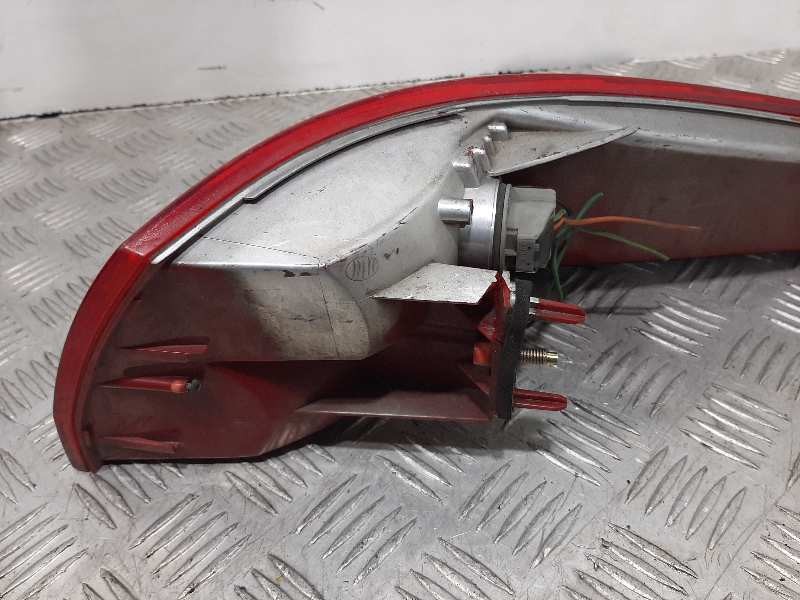 Recambio de piloto trasero izquierdo para peugeot 607 (s1) básico referencia OEM IAM 6350N2  