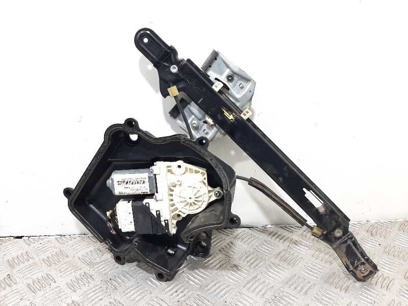 Recambio de elevalunas trasero derecho para seat leon (1p1) sport referencia OEM IAM 1P0839402B  