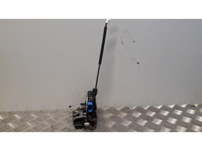 Recambio de cerradura puerta delantera derecha para skoda roomster (5j7) family referencia OEM IAM 5J2837016  