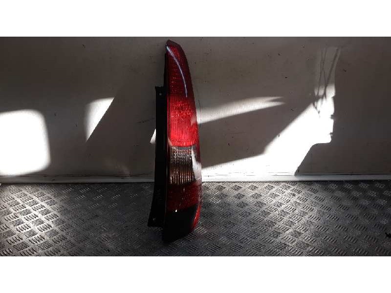 Recambio de piloto trasero derecho para ford fiesta (cbk) futura referencia OEM IAM 1324563  