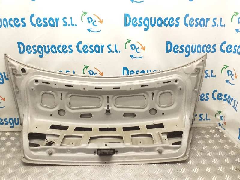 Recambio de tapa maletero para bmw serie 3 berlina (e46) referencia OEM IAM  PLATA 