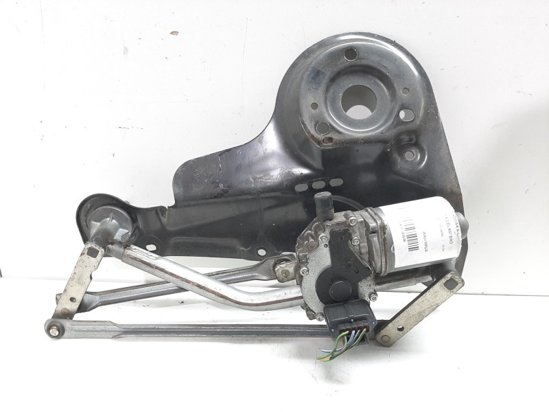 Recambio de motor limpia delantero para ford fiesta (cbk) ambiente referencia OEM IAM 1740714  