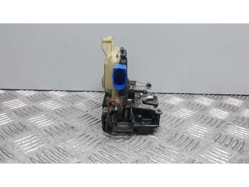 Recambio de cerradura puerta delantera izquierda para seat ibiza (6l1) reference referencia OEM IAM 7E1837015A  