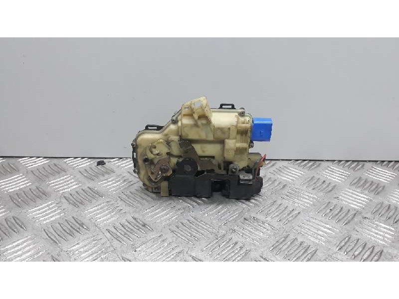 Recambio de cerradura puerta delantera izquierda para seat ibiza (6l1) reference referencia OEM IAM 7E1837015A  