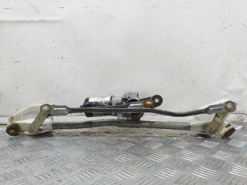 Recambio de motor limpia delantero para nissan micra (k12e) acenta referencia OEM IAM 28810AX70A  