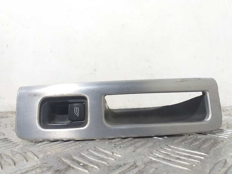 Recambio de mando elevalunas trasero izquierdo para volvo v50 familiar 2.0 d kinetic referencia OEM IAM 30658449  