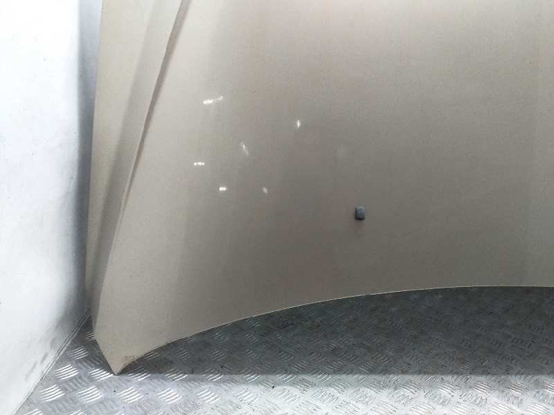 Recambio de capot para kia carnival ii 2.9 crdi cat referencia OEM IAM  MARRON 