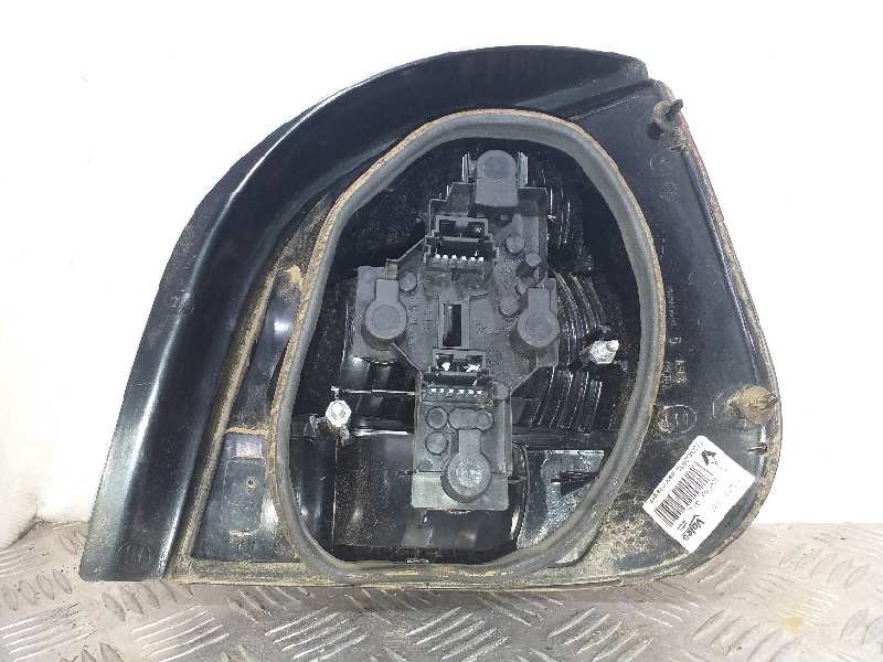 Recambio de piloto trasero izquierdo para renault scenic (ja..) 1.9 dci authentique referencia OEM IAM 7700428054  