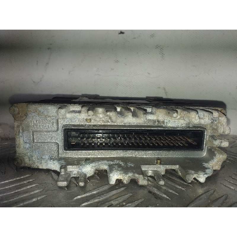 Recambio de centralita motor uce para seat cordoba berlina (6k2) stella referencia OEM IAM 61600.499.00 6K0906030E IAW1AV.V7