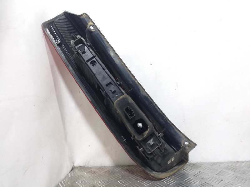 Recambio de piloto trasero derecho para ford fiesta (cbk) ambiente referencia OEM IAM 1324561  