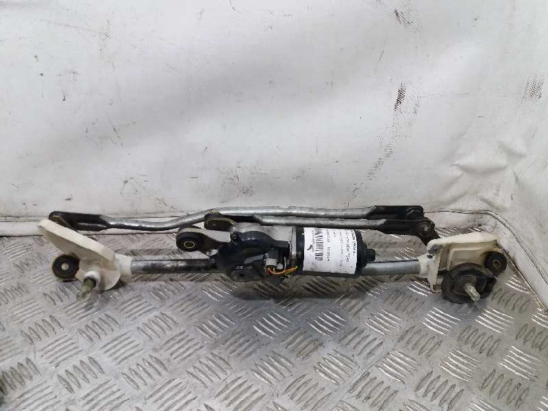 Recambio de motor limpia delantero para nissan micra (k12e) acenta referencia OEM IAM 28810AX70A  