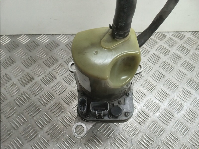 Recambio de bomba direccion para volvo v50 familiar 2.0 d kinetic referencia OEM IAM 4N513K514DJ  