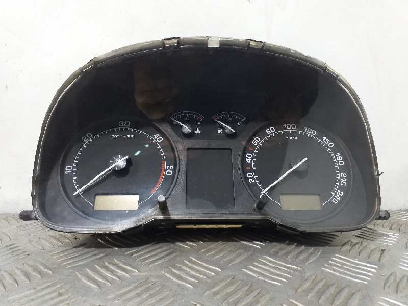 Recambio de cuadro instrumentos para skoda octavia berlina (1u2) tour referencia OEM IAM 1U0920811J  