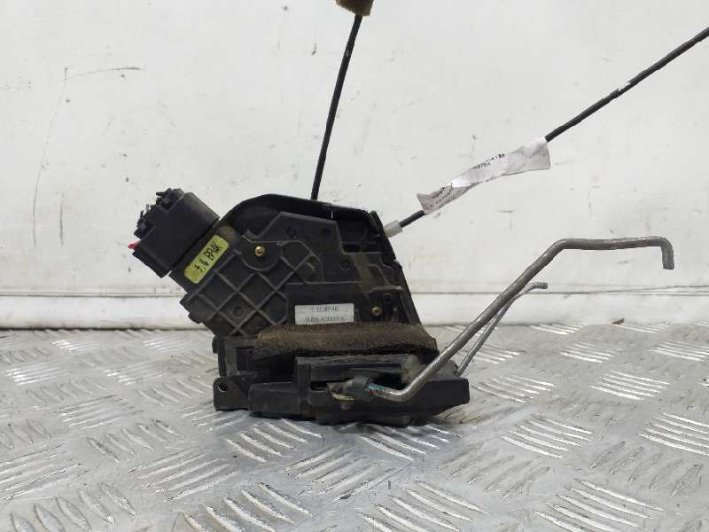 Recambio de cerradura puerta delantera izquierda para mazda 3 berlina (bk) 1.6 crdt active referencia OEM IAM   