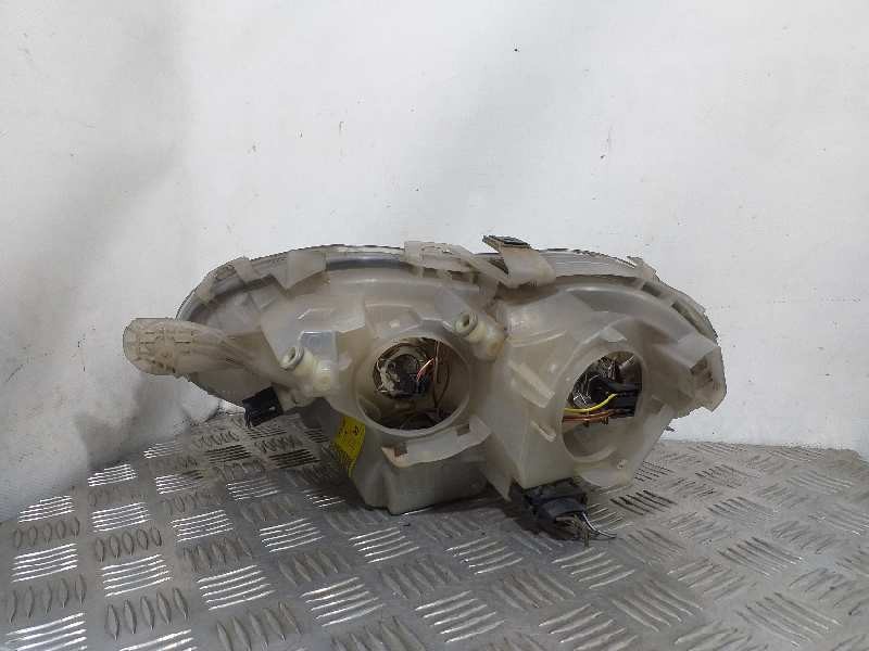 Recambio de faro derecho para smart coupe cdi básico referencia OEM IAM   