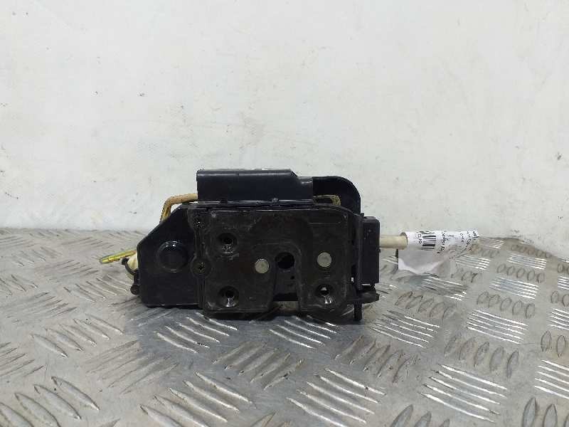 Recambio de cerradura puerta delantera derecha para hyundai getz (tb) 1.5 crdi referencia OEM IAM 813201C021  