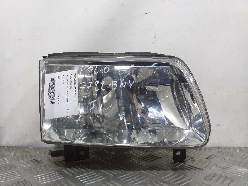 Recambio de faro derecho para volkswagen polo berlina (6n2) 1.0 referencia OEM IAM   