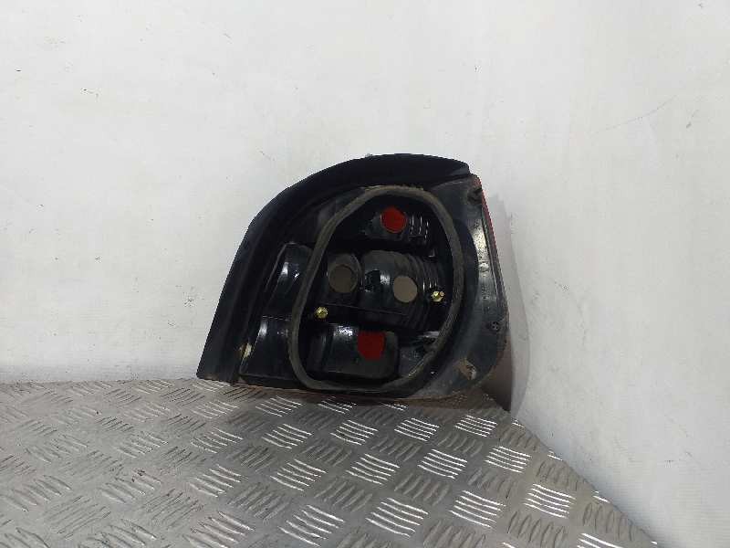 Recambio de piloto trasero izquierdo para renault scenic (ja..) 1.9 dci authentique referencia OEM IAM 7700428054  