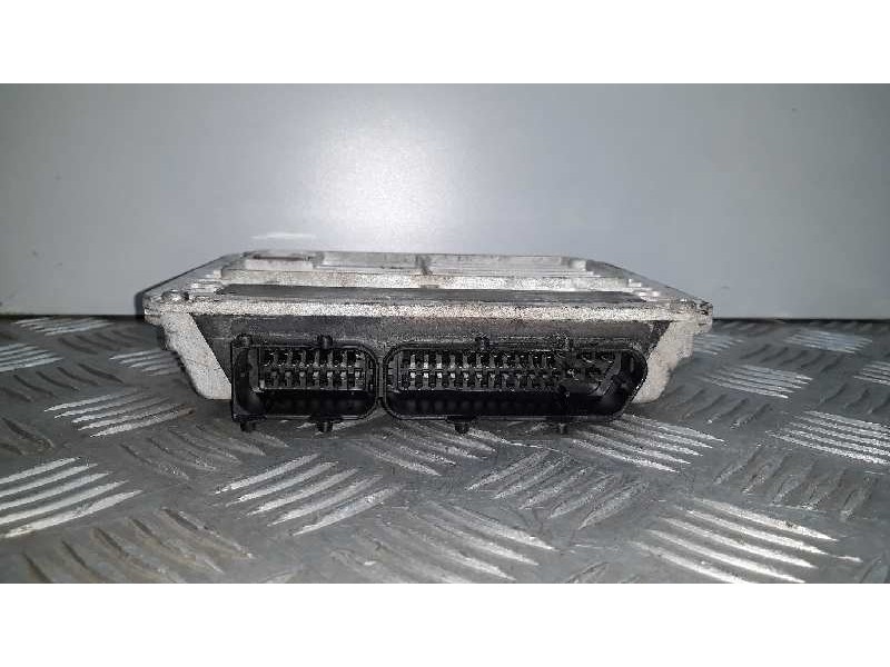 Recambio de centralita motor uce para seat toledo (1m2) signo referencia OEM IAM 06A906019BR  