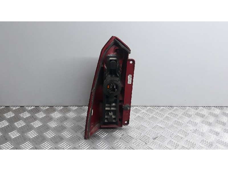 Recambio de piloto trasero derecho para ford focus berlina (cak) ghia referencia OEM IAM   