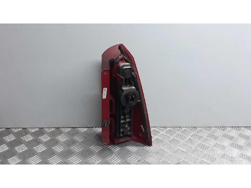 Recambio de piloto trasero izquierdo para ford focus berlina (cak) ghia referencia OEM IAM   