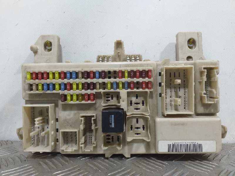 Recambio de caja reles / fusibles para ford focus berlina (cap) ghia referencia OEM IAM 1342982  