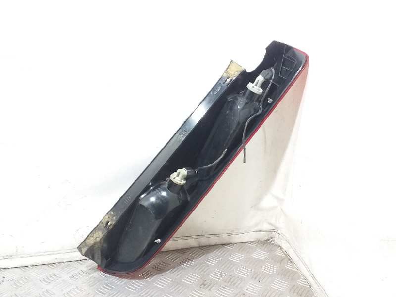 Recambio de piloto trasero izquierdo para ford focus berlina (cap) ghia referencia OEM IAM 1333834  