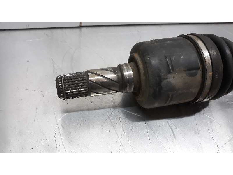 Recambio de transmision delantera izquierda para kia sorento 2.5 crdi ex referencia OEM IAM 495013E111  