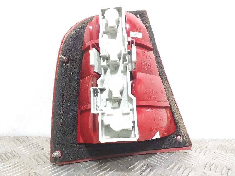 Recambio de piloto trasero derecho para skoda octavia berlina (1u2) ambiente referencia OEM IAM 1U6945112C  