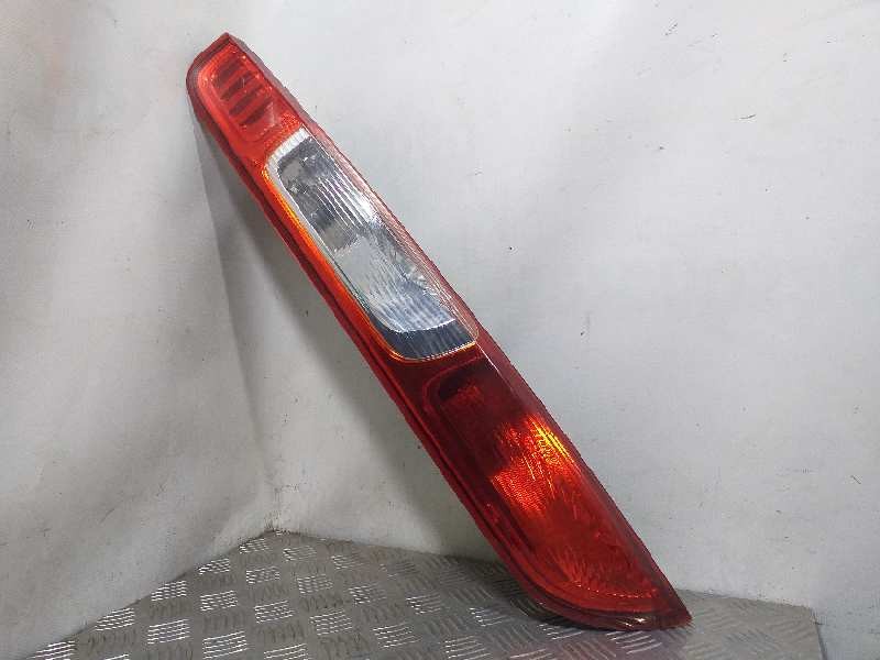 Recambio de piloto trasero izquierdo para ford focus berlina (cap) ghia referencia OEM IAM 1333834  