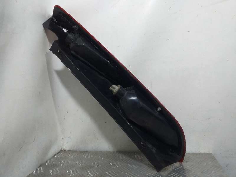 Recambio de piloto trasero izquierdo para ford focus berlina (cap) ghia referencia OEM IAM 1333834  