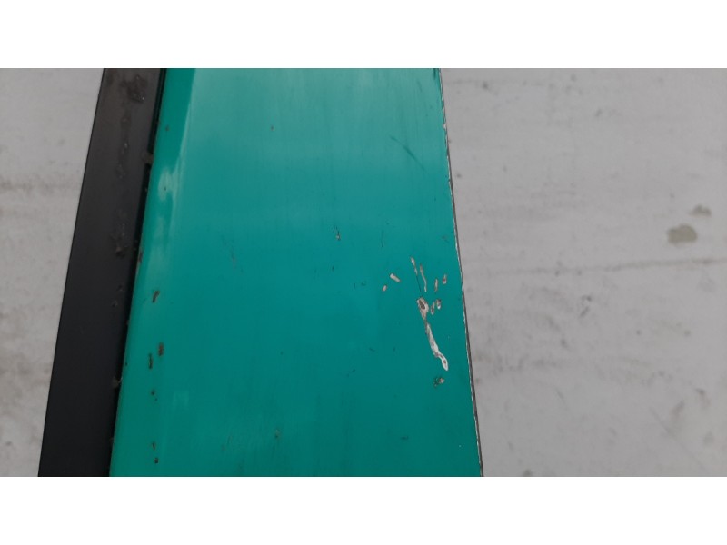 Recambio de puerta delantera izquierda para ford transit combi ´06 ft 330 mediano referencia OEM IAM  AMBULANCIA 