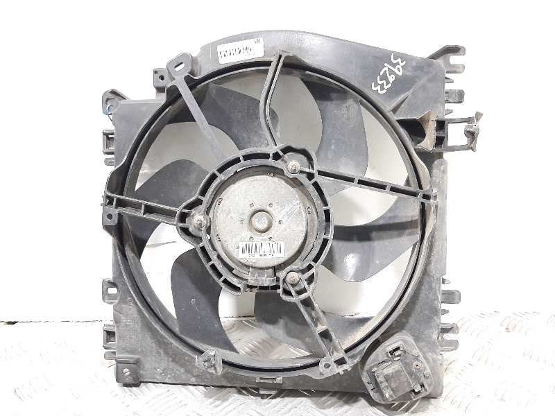 Recambio de electroventilador para renault clio iii authentique referencia OEM IAM 8200748439  