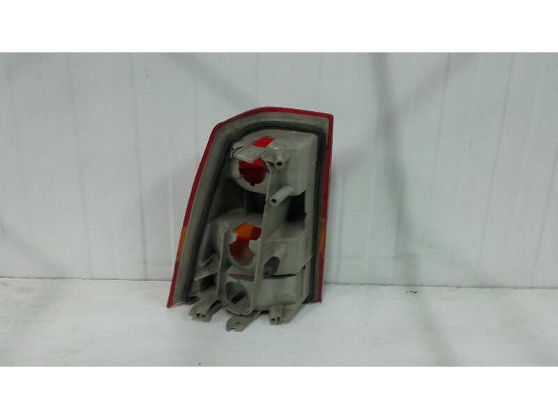 Recambio de piloto trasero derecho para opel kadett e 1.6 referencia OEM IAM   