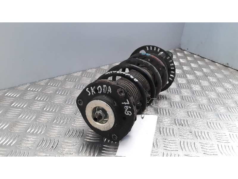 Recambio de amortiguador delantero derecho para skoda fabia (6y2/6y3) spirit referencia OEM IAM 6Q0413031BH  
