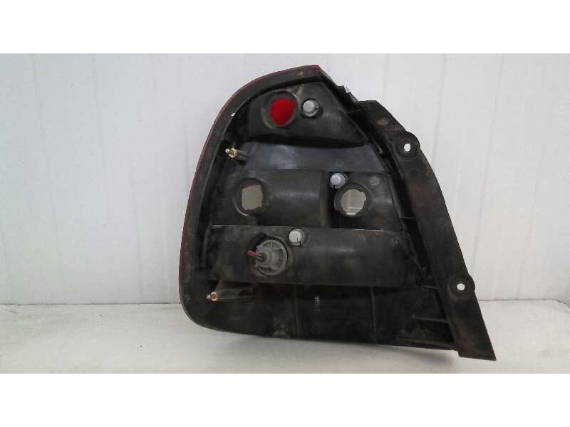 Recambio de piloto trasero derecho para daewoo nubira berlina 2.0 cat referencia OEM IAM   