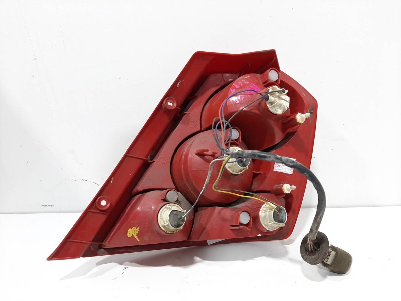 Recambio de piloto trasero izquierdo para chevrolet kalos 1.2 se referencia OEM IAM 96540268  