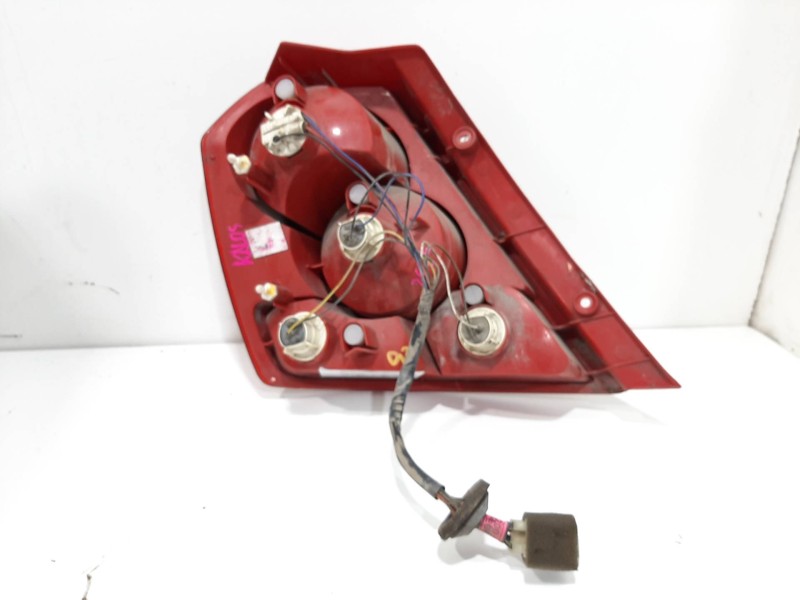 Recambio de piloto trasero derecho para chevrolet kalos 1.2 se referencia OEM IAM 96540269  